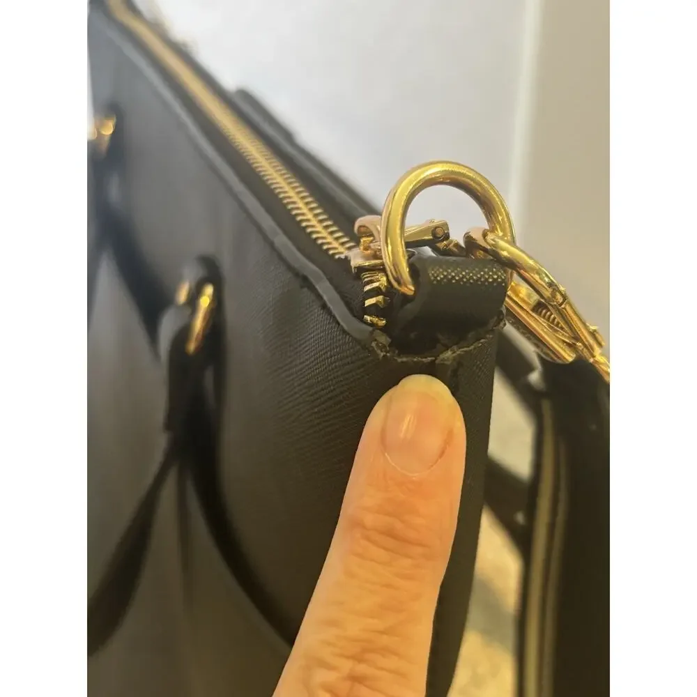 Anne Klein Black Medium Satchel Zip Lined Inner Pockets Detachable Strap Gold